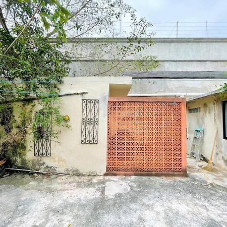 فيلا ميريدافي House Dzalbay Santa Lucia With Hot Tub المظهر الخارجي الصورة