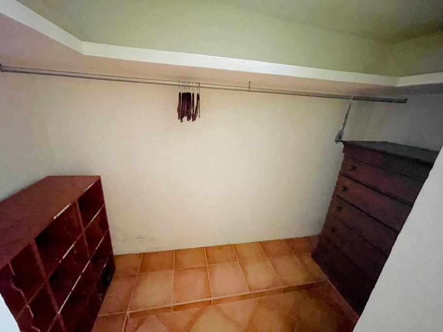فيلا ميريدافي House Dzalbay Santa Lucia With Hot Tub المظهر الخارجي الصورة